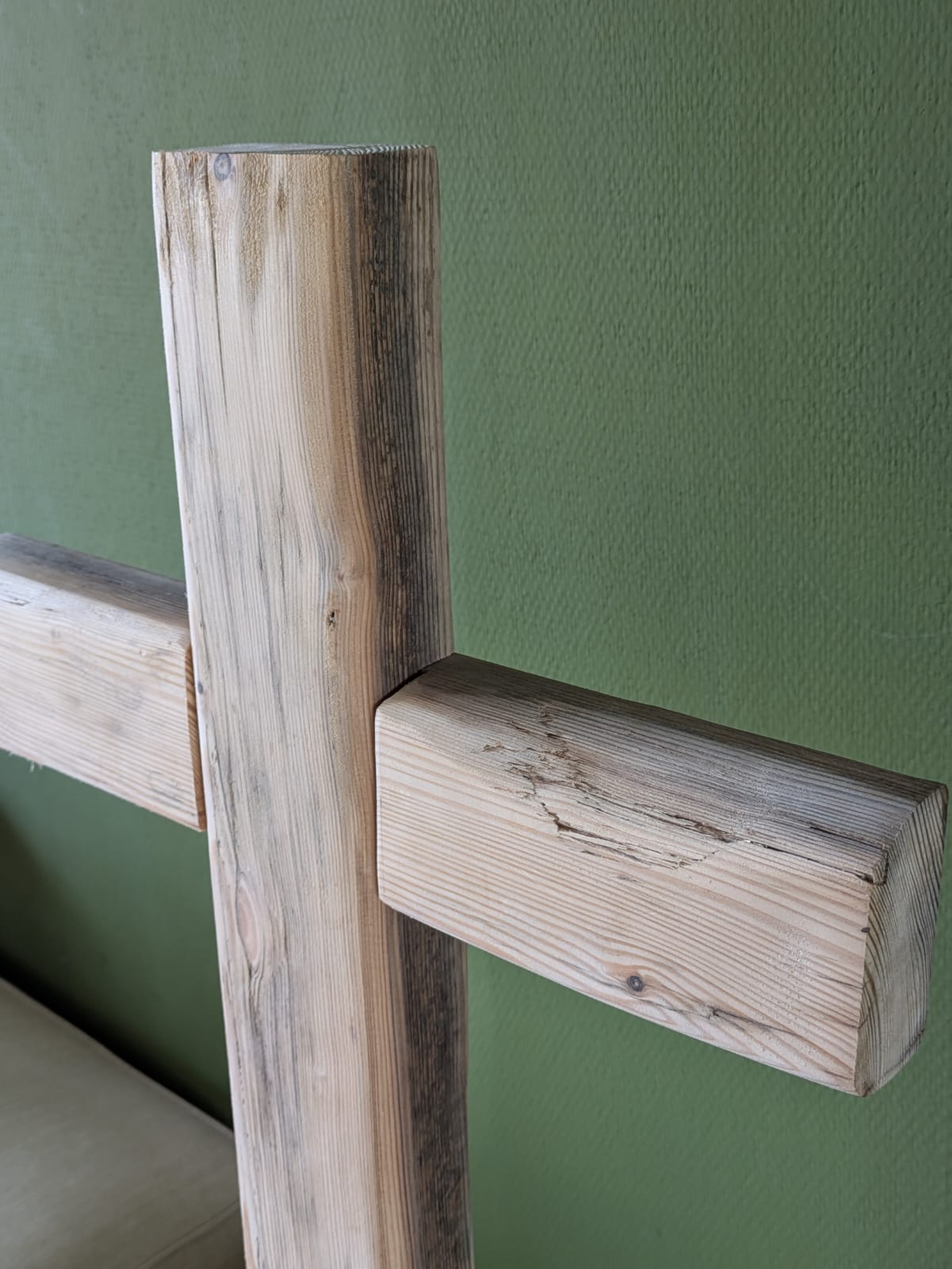 Houten kruis staand 78 cm - Afbeelding 10
